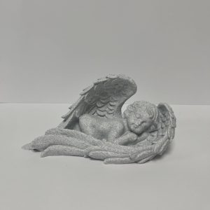 Fekvő angyal szobor